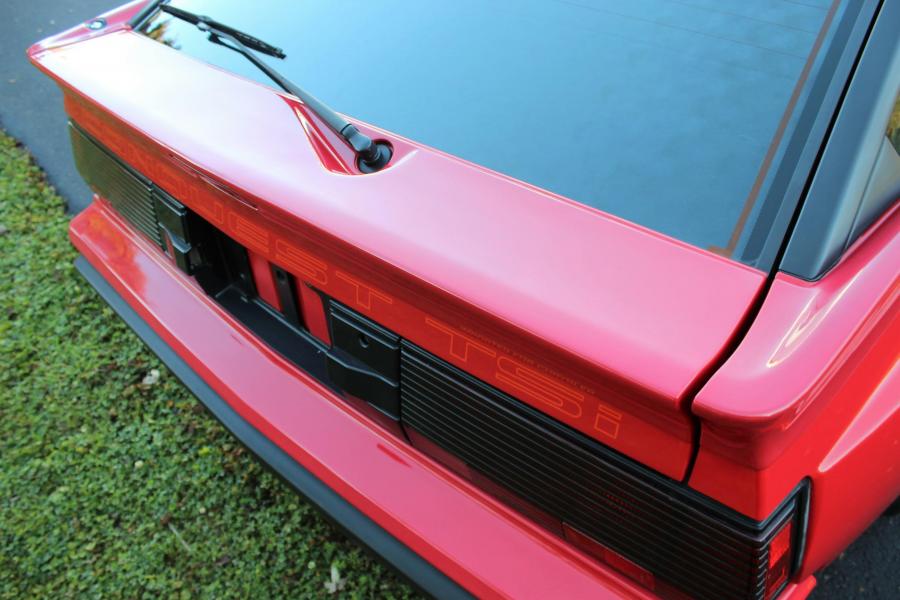 Детали экстерьера Chrysler Conquest TSi 1987 года  (фото 27 из 137)
